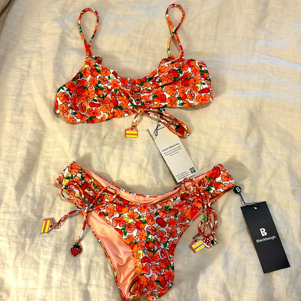 New with tags Blackbough Sophia Bikini set, sz Medium